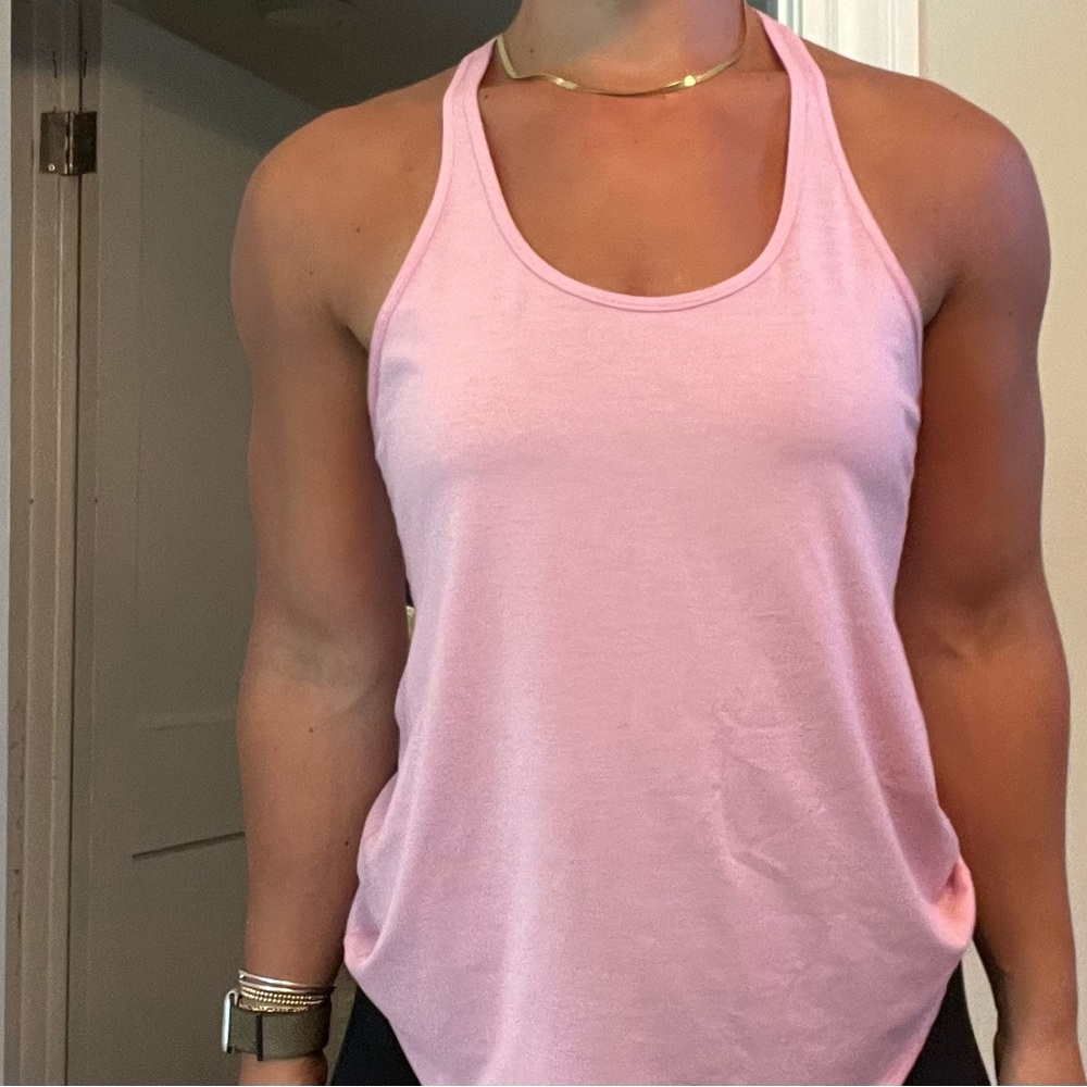Lululemon women’s tank